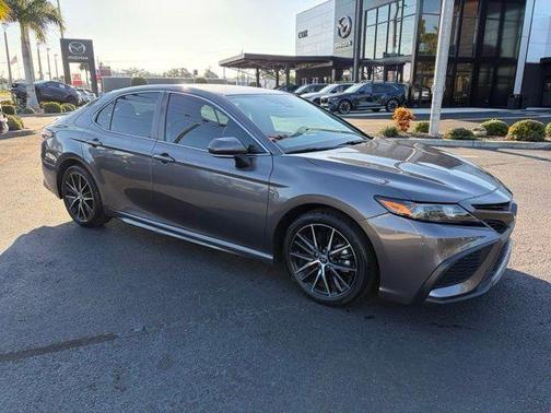 Predawn Gray Mica 2023 Toyota Camry SE