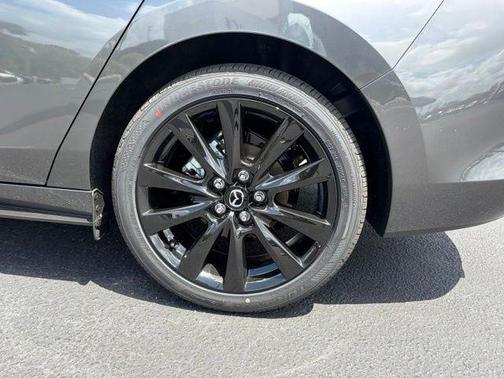 Machine Gray Metallic 2026 Mazda Mazda3 FWD w/Select Package