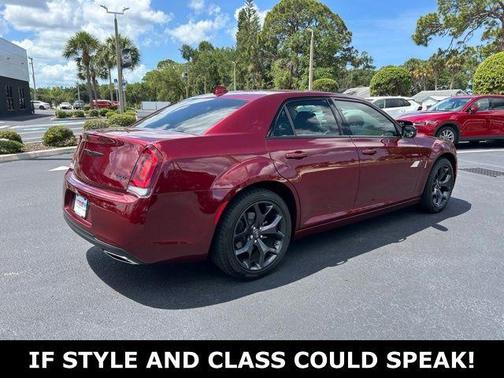Velvet 2023 Chrysler 300 Touring