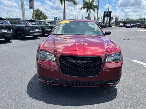 Velvet 2023 Chrysler 300 Touring