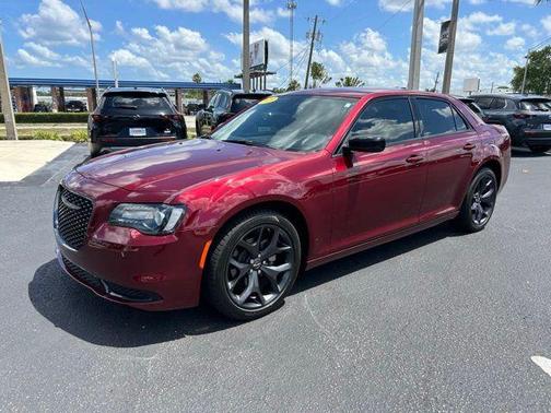 Velvet 2023 Chrysler 300 Touring