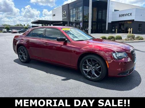 Velvet 2023 Chrysler 300 Touring