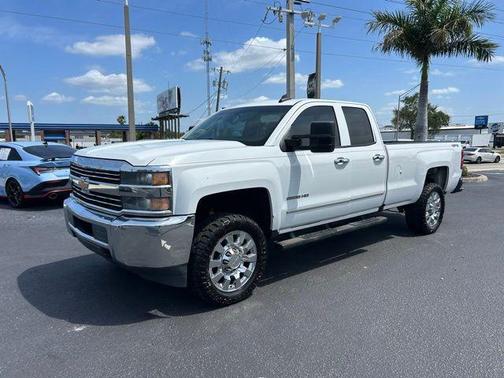 Summit White 2016 Chevrolet Silverado 2500 WT