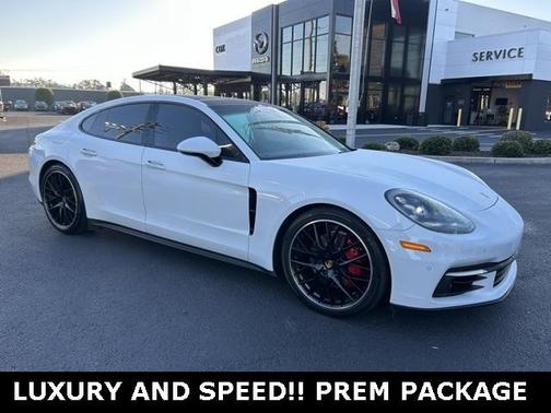 2018 Porsche Panamera 4S