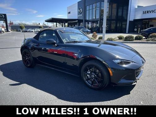 2022 Mazda MX-5 Miata Sport