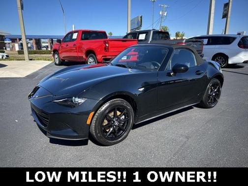 2022 Mazda MX-5 Miata Sport