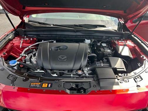 Soul Red Crystal Metallic 2026 Mazda CX-50 2.5 S PREMIUM