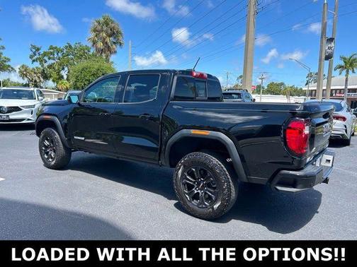 Onyx Black 2024 GMC Canyon Elevation