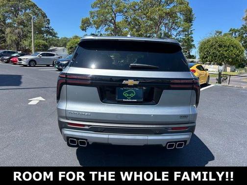 Sterling Gray Metallic 2025 Chevrolet Traverse LT