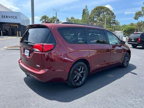 Velvet 2019 Chrysler Pacifica Touring-L Plus