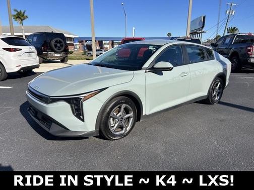 2025 Kia K4 LXS