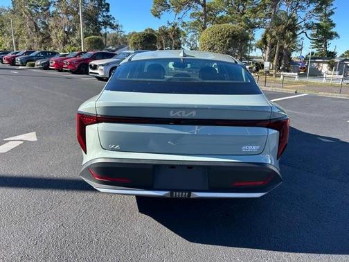 2025 Kia K4 
