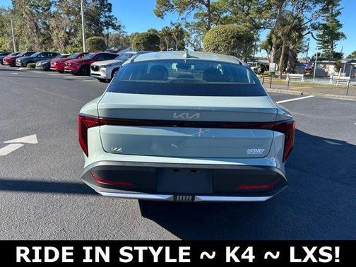 2025 Kia K4 LXS