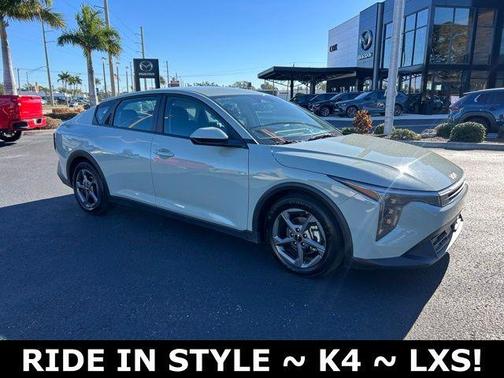 2025 Kia K4 LXS