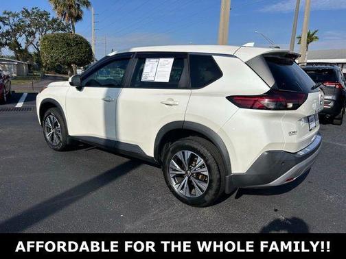 2022 Nissan Rogue SV