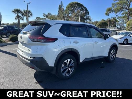 2022 Nissan Rogue SV