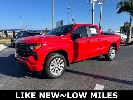 2025 Chevrolet Silverado 1500 Custom