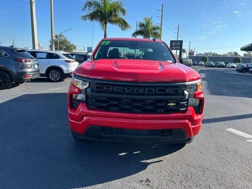 2025 Chevrolet Silverado 1500 Custom