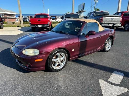 2000 Mazda MX-5 Miata 