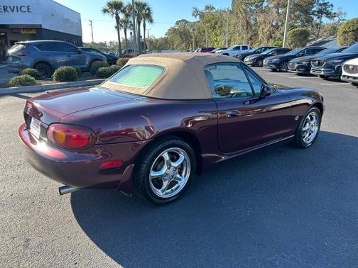 2000 Mazda MX-5 Miata 