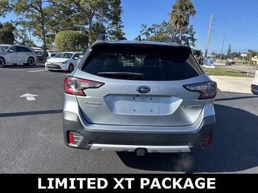 2022 Subaru Outback Limited XT