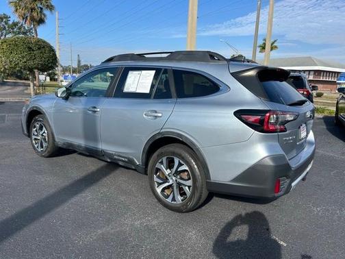 2022 Subaru Outback Limited XT