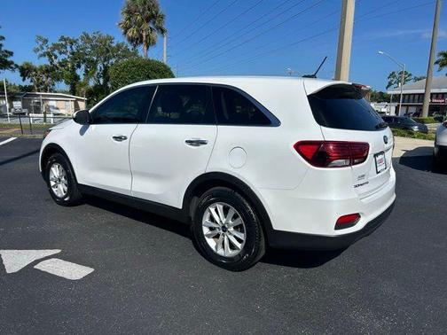 2020 Kia Sorento LX
