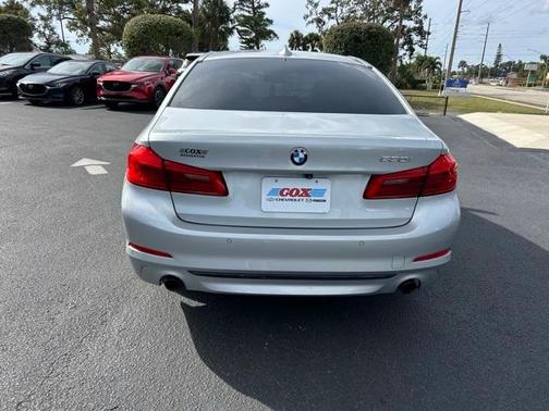 2019 BMW 530 i