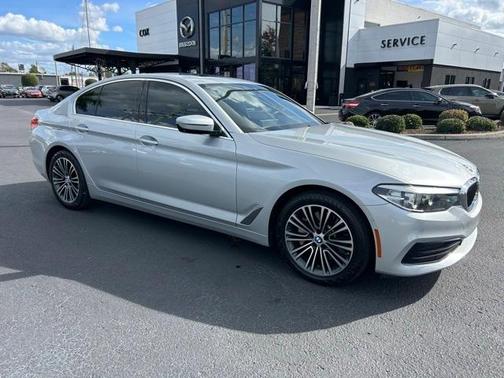 2019 BMW 530 i