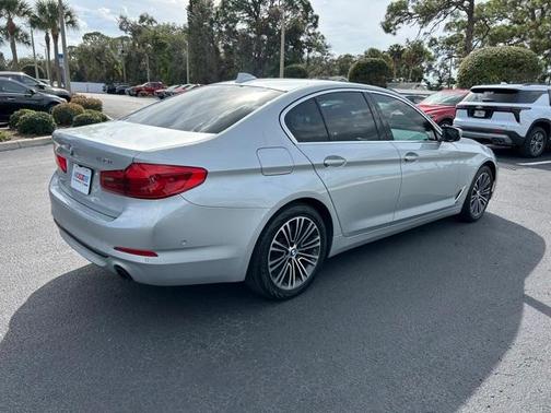 2019 BMW 530 i