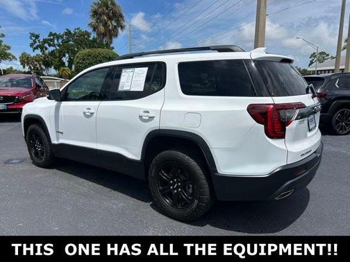 Summit White 2023 GMC Acadia AT4