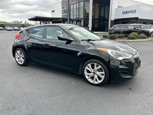 2016 Hyundai Veloster Base