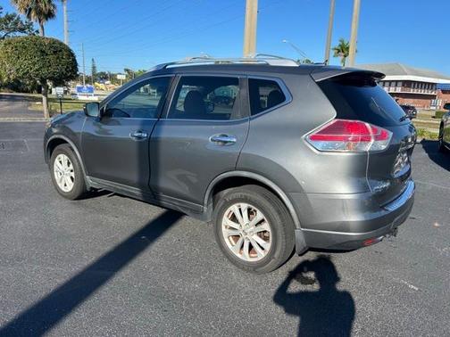 2016 Nissan Rogue SV