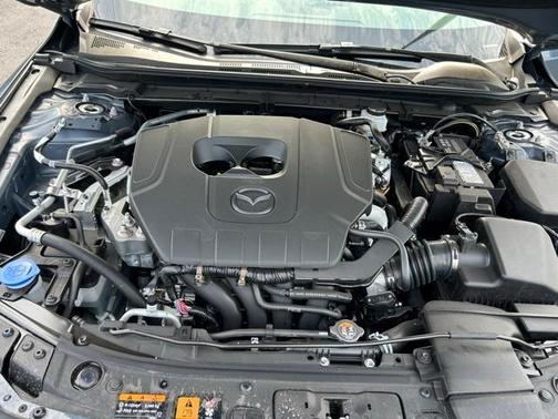 2025 Mazda Mazda3 2.5 S Carbon Edition