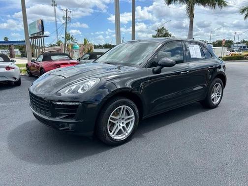 2018 Porsche Macan Base
