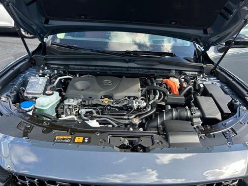 2026 Mazda CX-50 Premium Plus