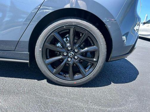 Polymetal Gray Metallic 2026 Mazda Mazda3 2.5 S Carbon Edition