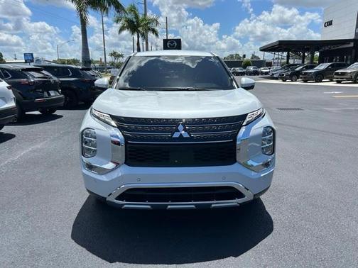 2022 Mitsubishi Outlander SE Launch Edition