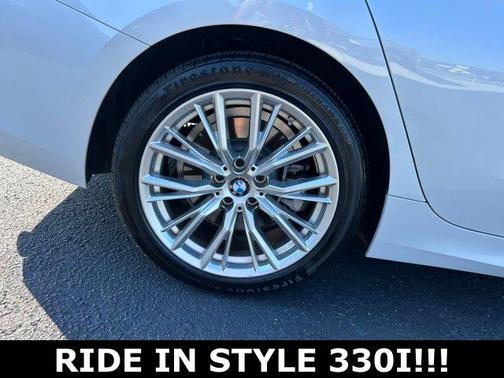 Alpine White 2023 BMW 330 i