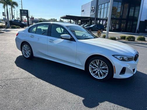 Alpine White 2023 BMW 330 i