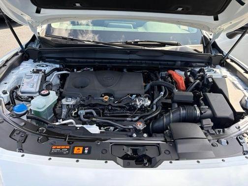 Wind Chill Pearl 2026 Mazda CX-50 Premium