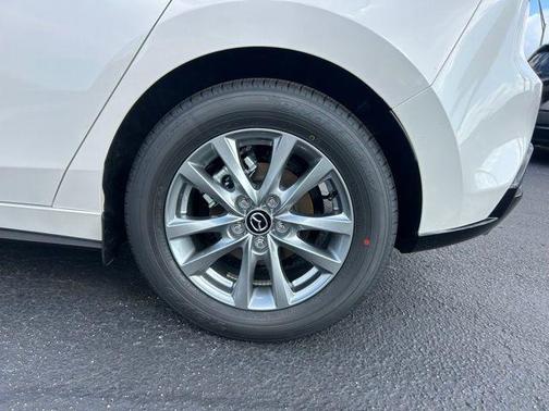 Snowflake White Pearl 2026 Mazda Mazda3 2.5 S
