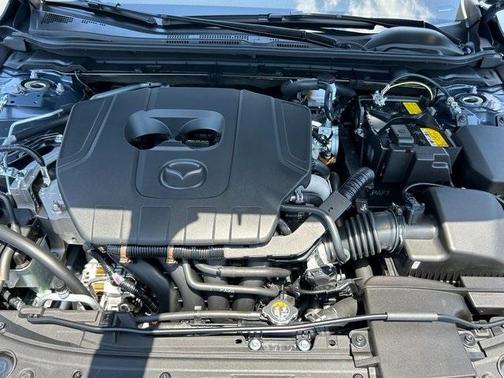 2024 Mazda Mazda3 2.5 S Carbon Edition