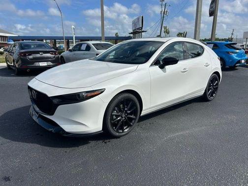 Snowflake White Pearl 2026 Mazda Mazda3 AWD w/Premium Package