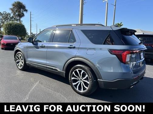 2025 Ford Explorer ST-Line