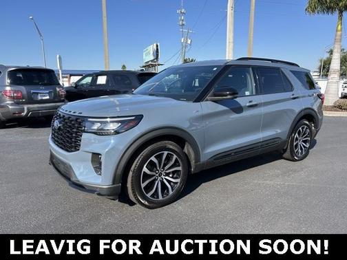 2025 Ford Explorer ST-Line