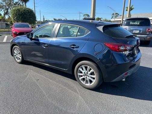 2016 Mazda Mazda3 i Touring