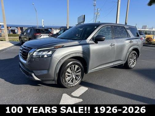 2022 Nissan Pathfinder S