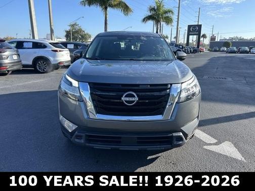 2022 Nissan Pathfinder S