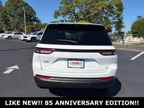 Bright White Clearcoat 2026 Jeep Grand Cherokee Limited